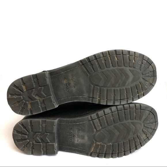 Black Boots - Picture 5 of 8